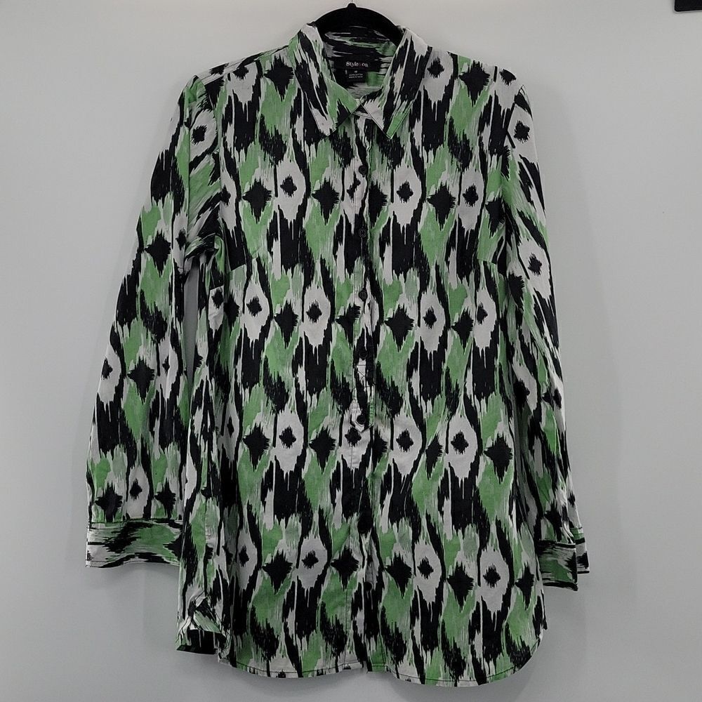 3For$20 Style & Co. Green, Black& White Blouse size 10